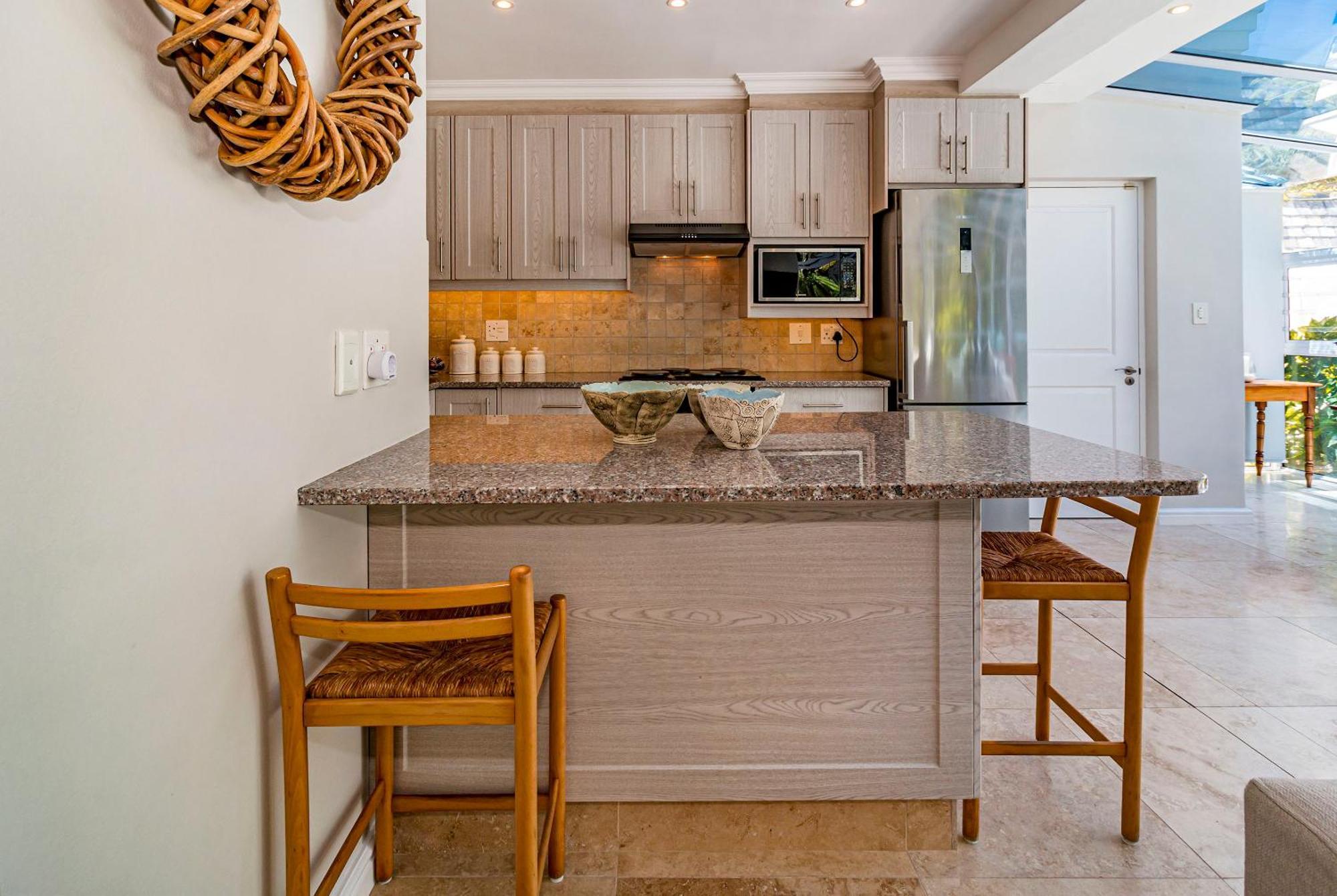 The Atrium Apartment *